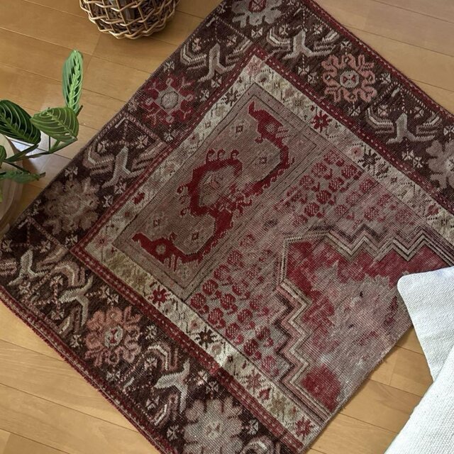 72×88 赤ブラウンの雰囲気ある一枚　トルコヴィンテージラグ 72×88 赤ブラウンの雰囲気ある一枚 トルコヴィンテージラグ