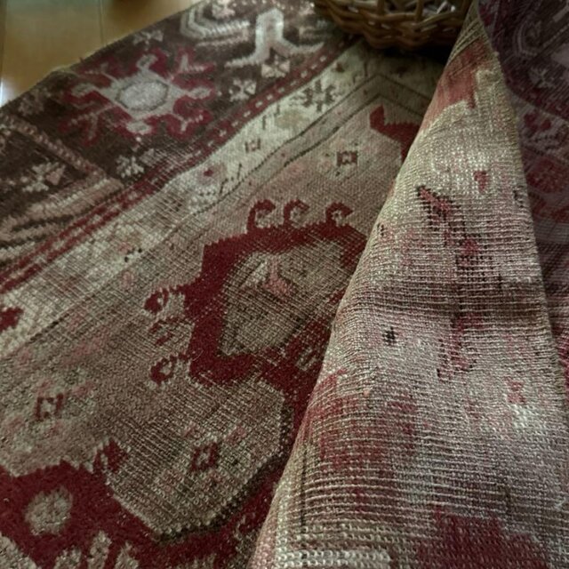 72×88 赤ブラウンの雰囲気ある一枚 トルコヴィンテージラグ | iichi