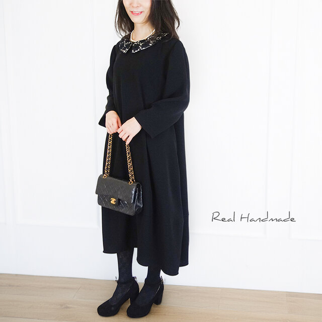 予約販売] ブラックジョーゼット襟ケミカルレース切替ワンピース