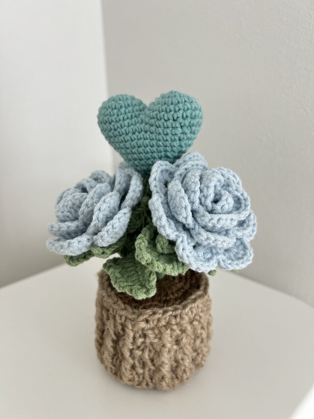 可愛いハート型お花と植木鉢 | iichi 日々の暮らしを心地よくする