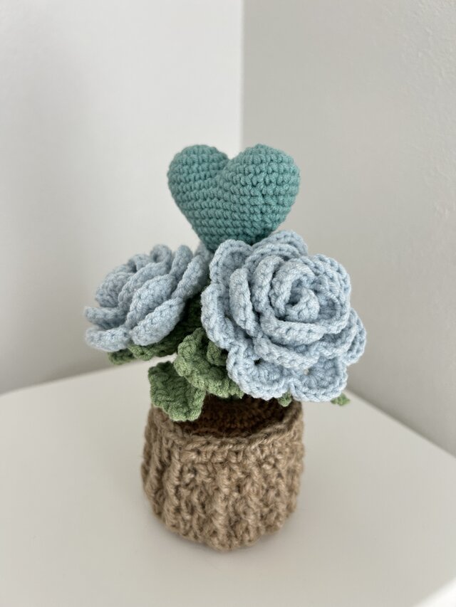 可愛いハート型お花と植木鉢 | iichi 日々の暮らしを心地よくする