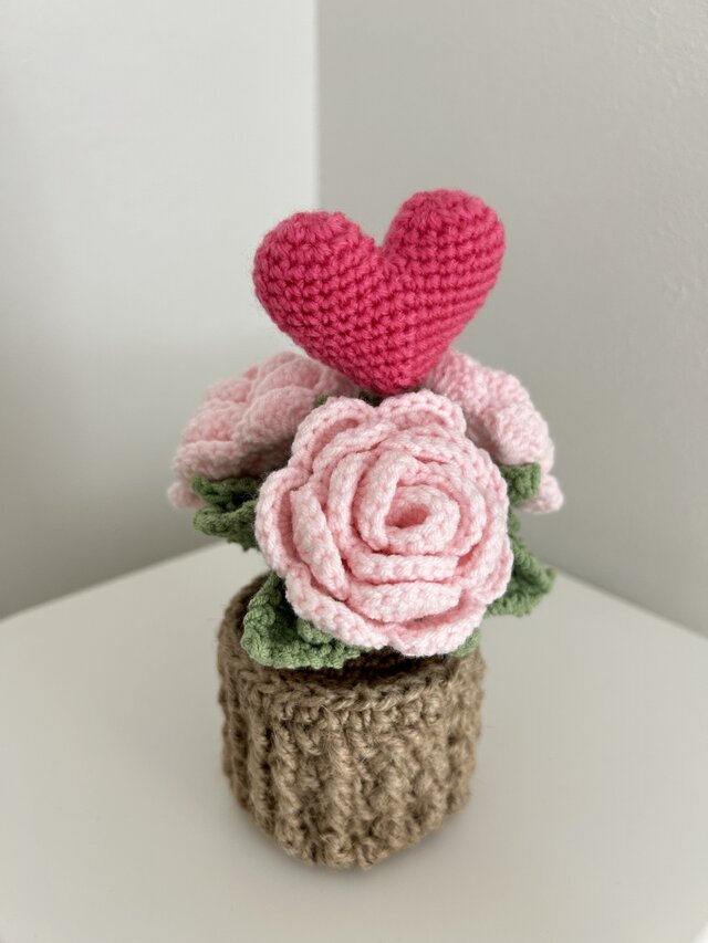 可愛いハート型お花と植木鉢 | iichi 日々の暮らしを心地よくする