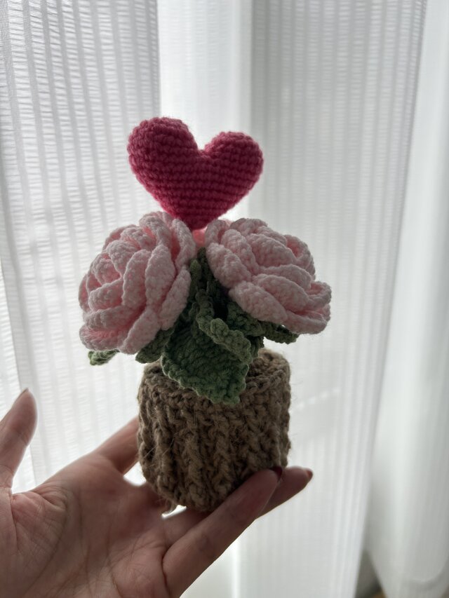 可愛いハート型お花と植木鉢 | iichi 日々の暮らしを心地よくする