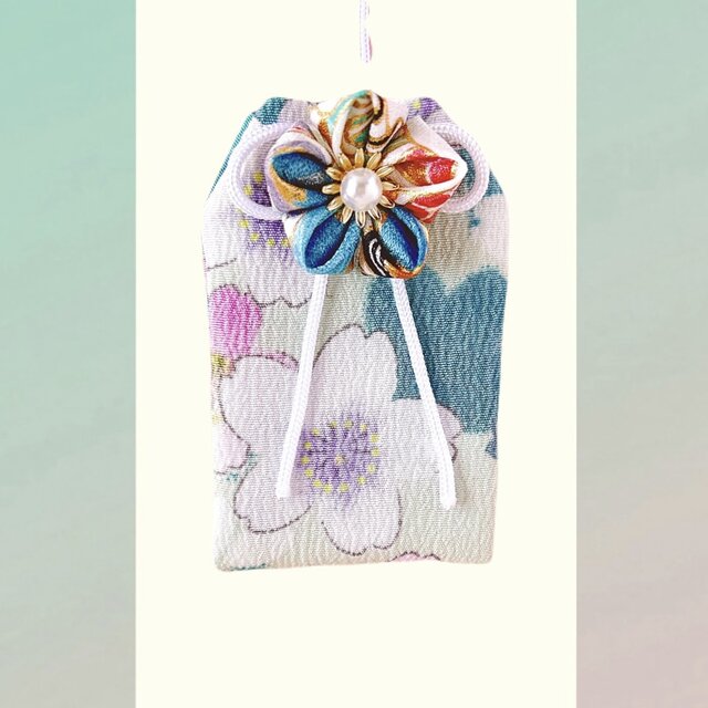 （浅葱桜）元巫女が作る花のお守り袋