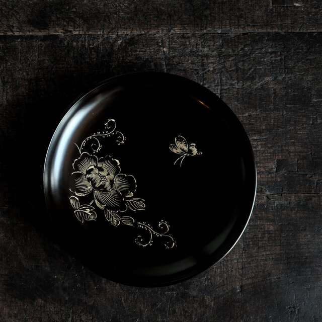 花と蝶々◆古輪島塗　漆芸沈金蓋付椀5客セット　赤　骨董・antiques 大正期 花と蝶々◇赤で素敵。古輪島塗 漆芸沈金蓋付椀 漆器 骨董