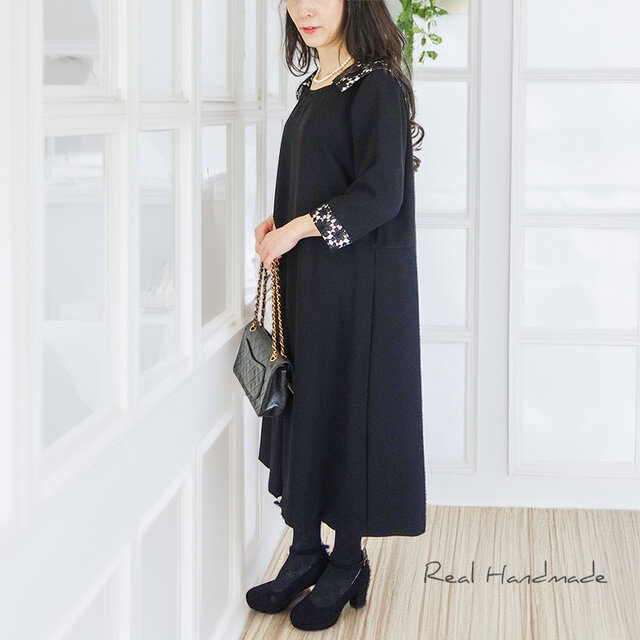 予約販売] ブラックジョーゼットケミカルレースタックワンピース
