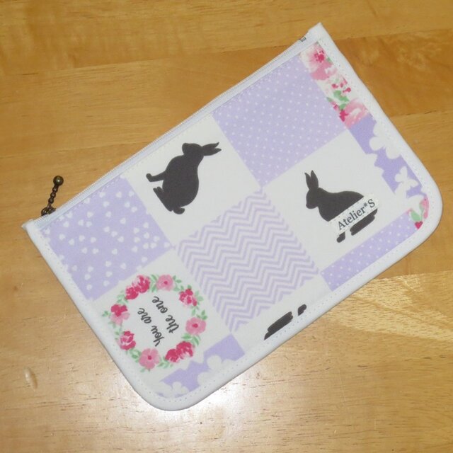 フラットポーチ★うさぎのパッチ柄（パープル）