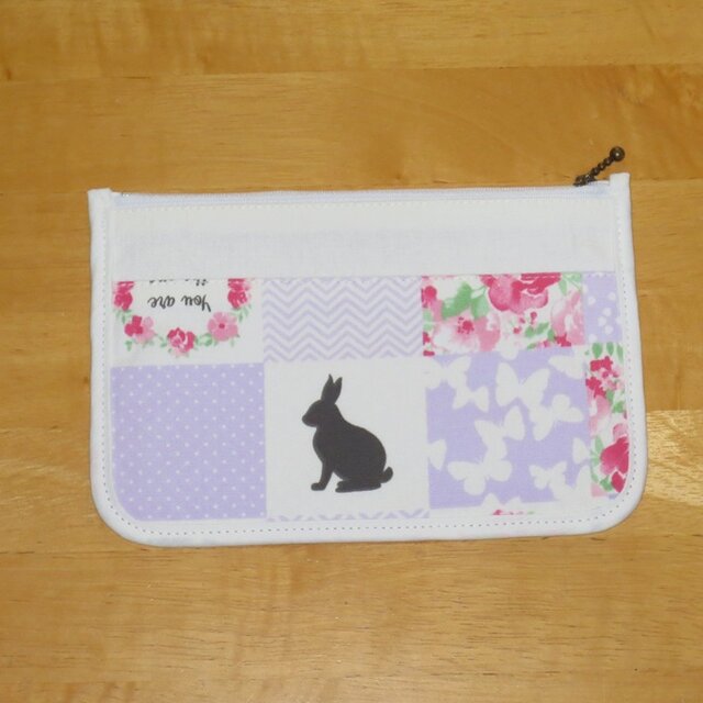 フラットポーチ☆うさぎのパッチ柄（パープル） | iichi 日々の暮らし