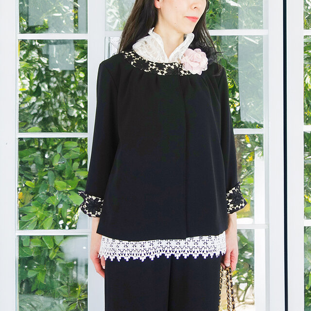 [予約販売] ブラックジョーゼットケミカルレースヨーク切替ジャケット（セットアップになります）（イージーケア・裏地なし）冠婚葬祭