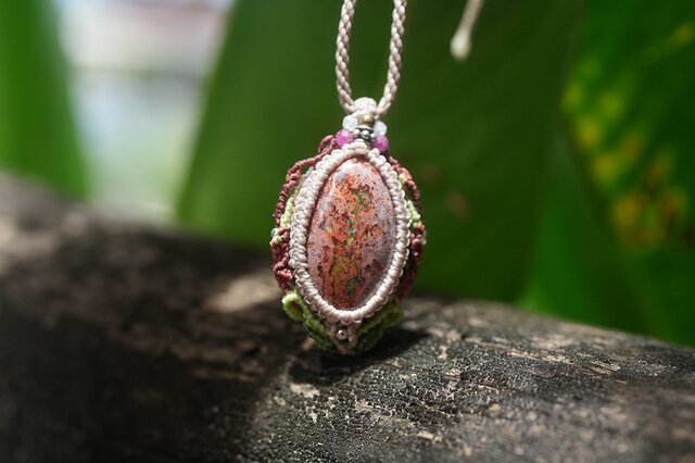 きら　オパールのマクラメネックレス キノコの森☆カンテラオパール マクラメネックレス2112 | iichi 日々の