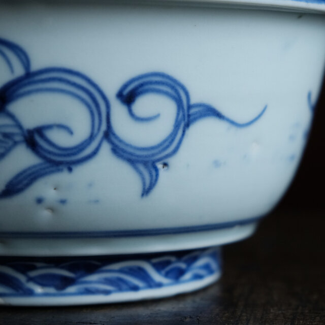 ご成約】古伊万里 染付 線描 花蝶紋 7寸皿 と骨董の器 おまとめ 此】古