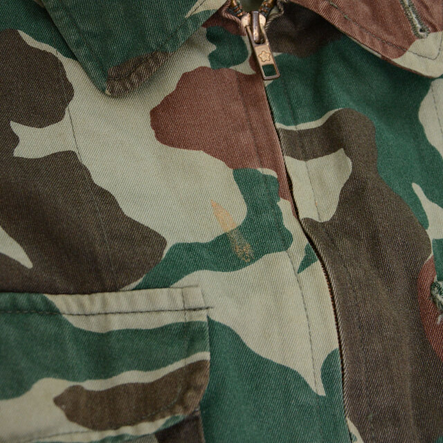 M1カービン、旧迷彩カバー、熊笹。 激レア‼︎M1カービン。旧迷彩カバー、自衛隊、熊笹。