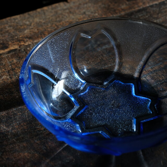 五つのチューリップ◆昭和中〜後期　プレスガラス深鉢　曇りガラス　素麺鉢 古民家　古道具　昭和レトロ