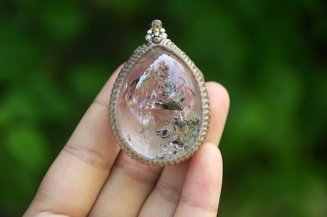 水琴・マクラメネックレス２点 大粒☆古代の水☆スティルバイト水晶 マクラメネックレス2099 | iichi