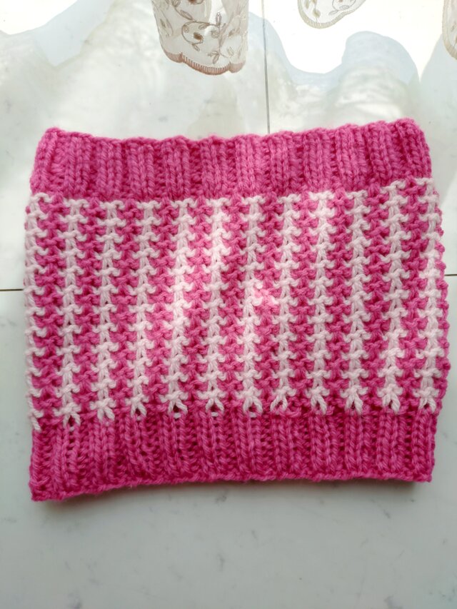 ネックウォーマー 柄 模様 ピンク 棒針 輪針 手編み 編み物 編み