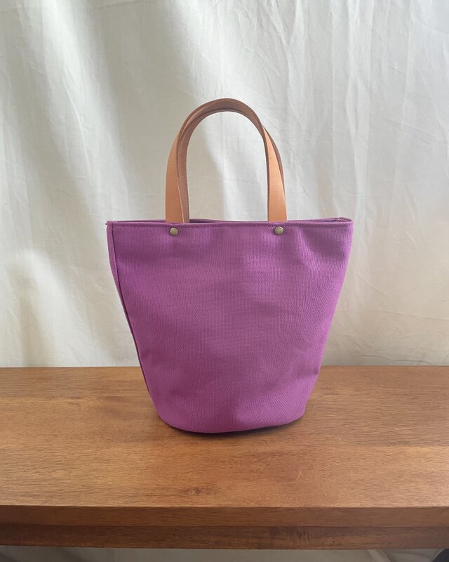 バケツ型トートバッグS✴︎現品のみ✴︎バイカラー✴︎パープルベース✴︎本革持ち手