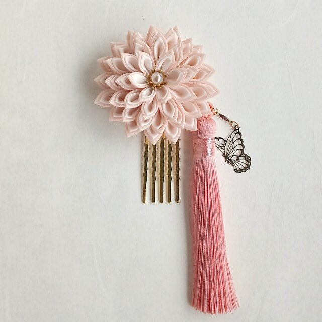 七五三用つまみ細工髪飾り 蝶と花のデザイン つまみ細工 花と蝶の髪飾り あずき色×紫 《成人式、七五三、卒業