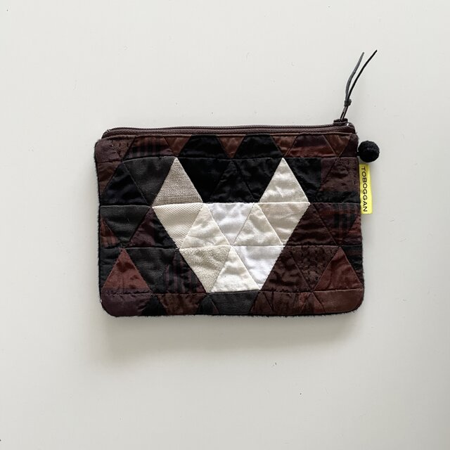 ピースワークポーチ　ネコ柄　006