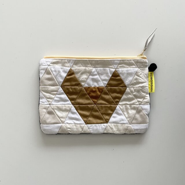 ピースワークポーチ　ネコ柄　005