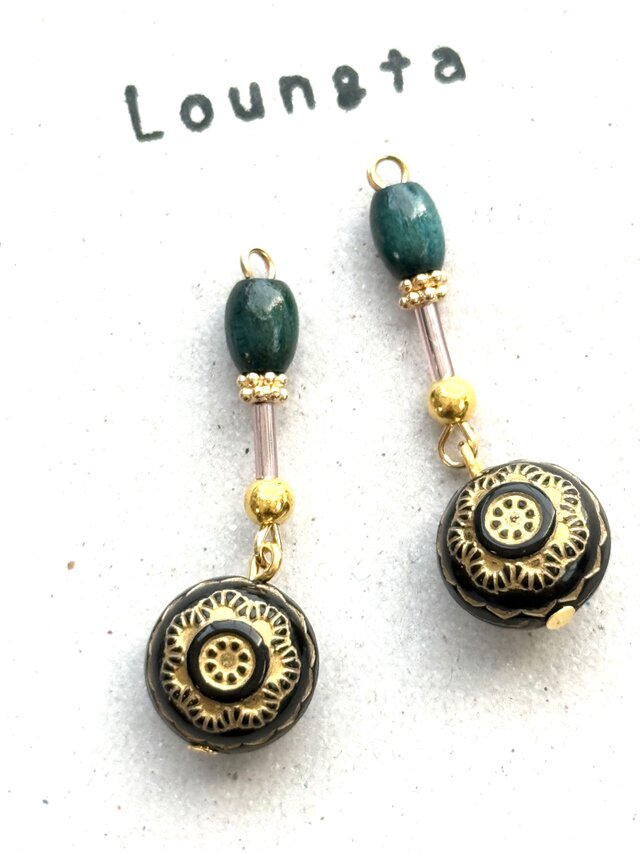 アンティークピアス ウッドビーズピアス 樹脂ピアス