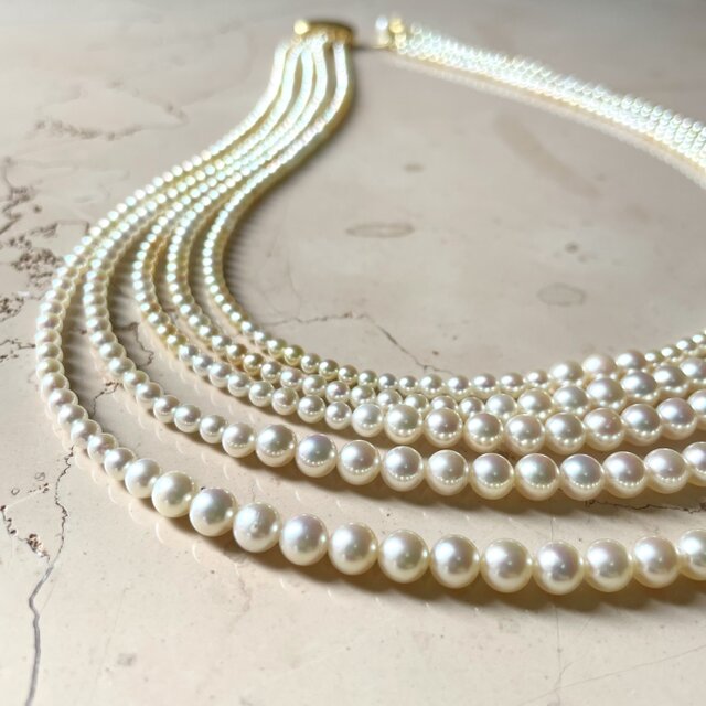 五連 アコヤベビーパールのネックレス