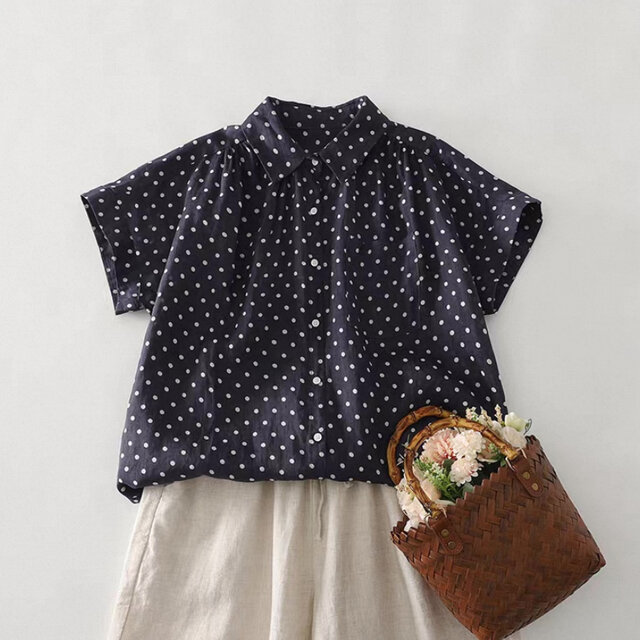 ドット柄、半袖、ブラウス、トップス、リネンコットン、夏、紺色