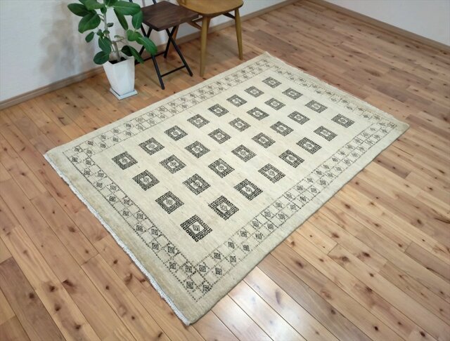 通年18℃ オールシーズン手織りラグ ガゼニギャッベ 181x121cm