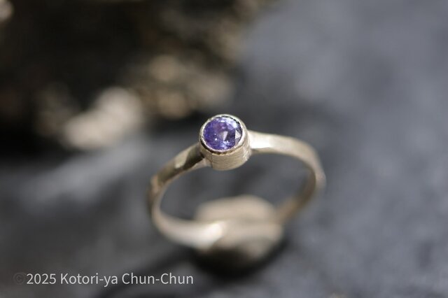 【作家モノ】タンザナイトのシルバーリング 作家モノ】タンザナイトのシルバーリング 作家モノ