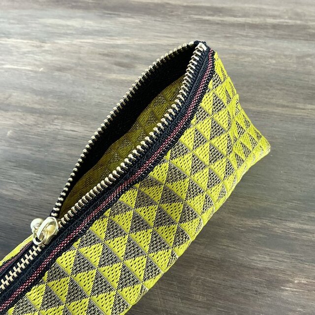 鱗模様】畳縁 テトラ型 ペンケース 黄色 金 幾何学模様 三角