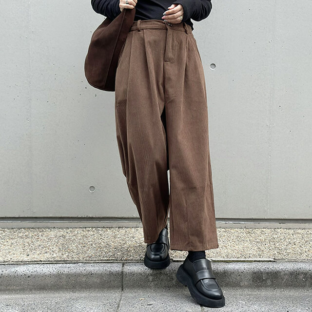 新作❤︎大人かわいいコーデュロイ半ゴム仕立てタックワイド