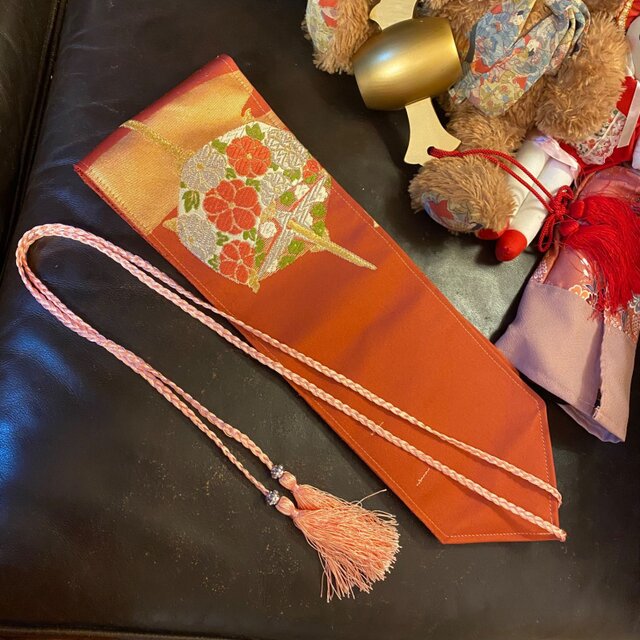 着物リメイク★170★黒留袖ホルターネックワンピース★歌舞伎 着物リメイク☆109☆黒留袖ホルターネックワンピース☆赤白花