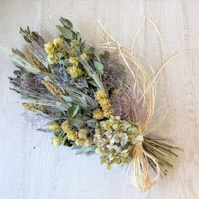 値下げしました。晩夏のグリーンスワッグ（実りの季節・やや細目