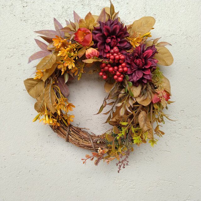 大人シックなハロウィンリース  グレージュのダリア  秋色リース  リース 大人シックなハロウィンリース グレージュのダリア 秋色リース リース