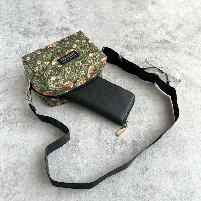 ウィリアムモリス 生地 × BOXショルダー軽量 小さめショルダーバッグ