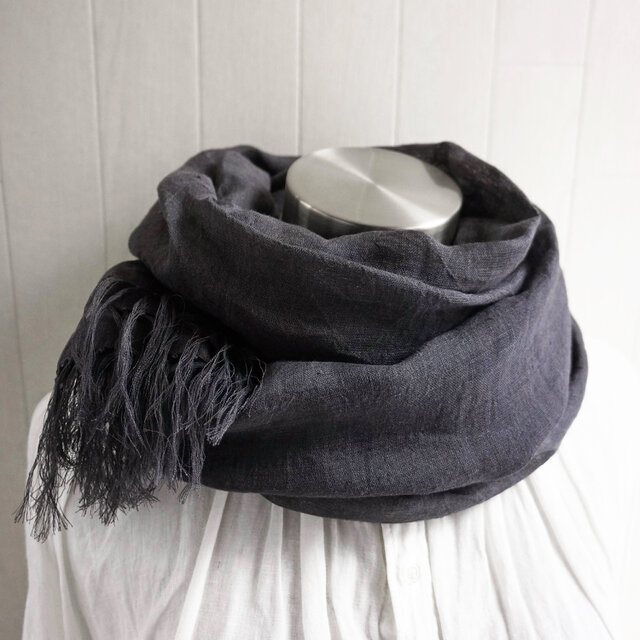 秋 大人リネンのストール　ダークパープルグレー