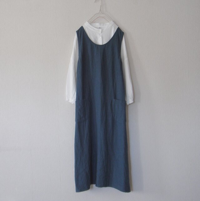 リネンのジャンパースカート　インク色