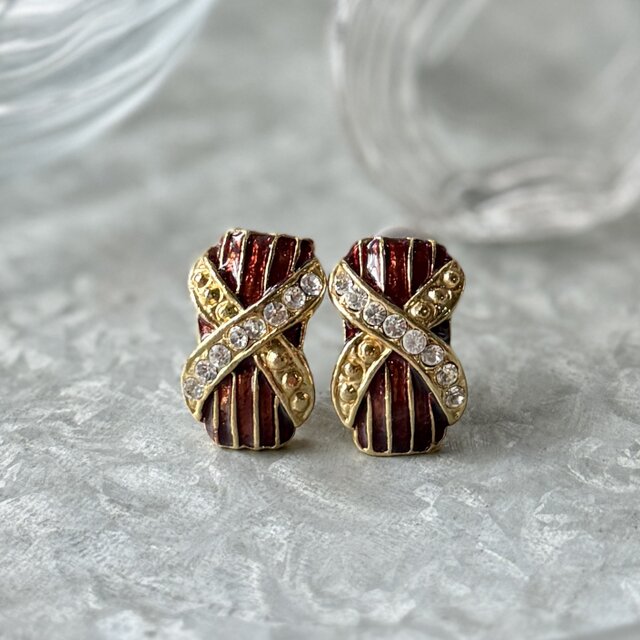 Y1192-ヴィンテージイヤリング U.S.A.  Brown Enamel Paint Rhinestone