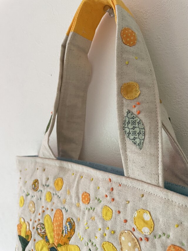 花の季節 | iichi 日々の暮らしを心地よくするハンドメイドや