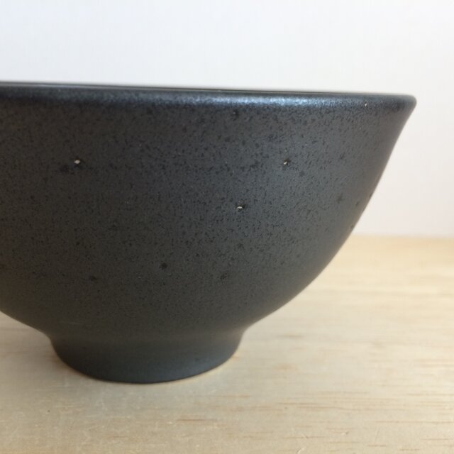 茶碗（シャチ） | iichi 日々の暮らしを心地よくするハンドメイドや