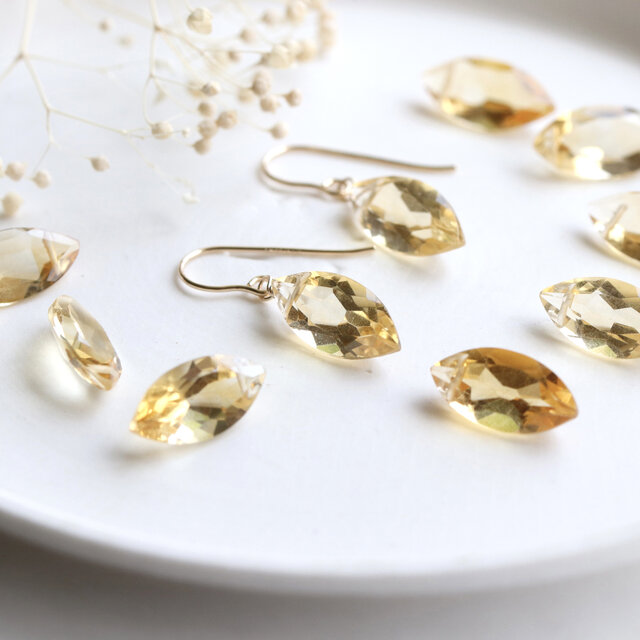 14kgf 天然石　*ルース品質* アンデシン　一粒　ピアス　イヤリング Creema限定】14kgf*実りの秋の銀杏ピアス／イヤリング*天然石 ピアス