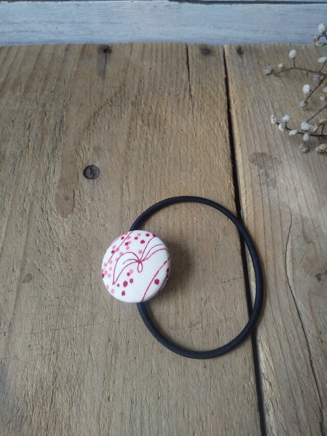 くるみボタンヘアゴム