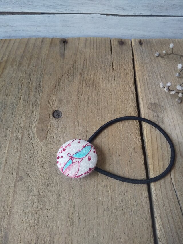 くるみボタンヘアゴム