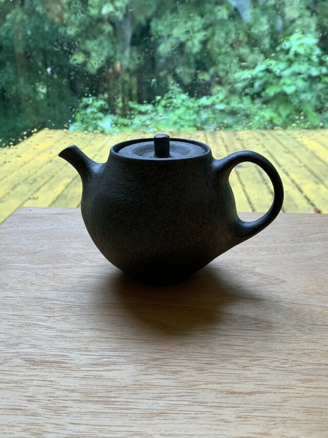 珠洲焼のポット | iichi 日々の暮らしを心地よくするハンドメイドや