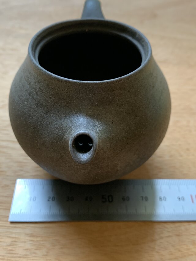 珠洲焼のポット | iichi 日々の暮らしを心地よくする