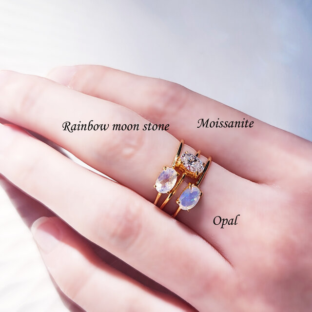 エチオピア産オパール6mmのオーバルファセット爪留めリング・縦横可