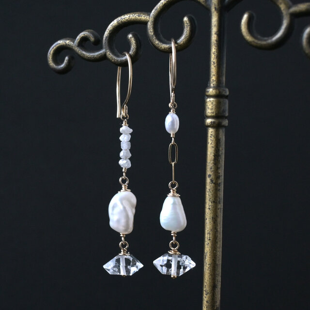 ハーキマーダイヤ・原石ダイヤ・淡水パールのアシンメトリーピアス・イヤリング変更可