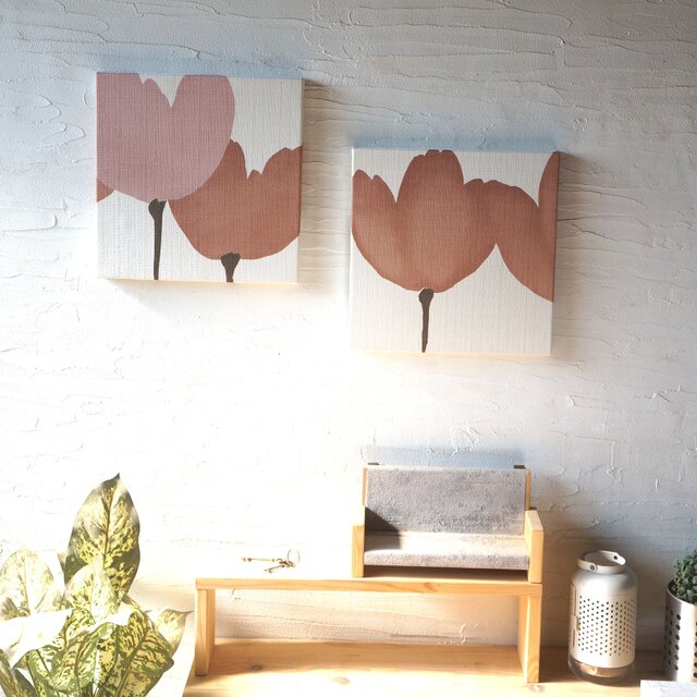 淡いお花が優しい印象 ベージュ＆ピンク 北欧 TULPPANI ２枚セット ファブリックパネル 木製ファブリックボード