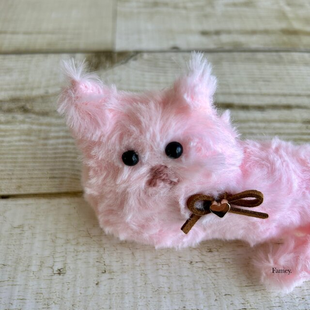 大人かわいい♡くつろぎ猫ちゃんぬいぐるみ(ピンク) エコファー