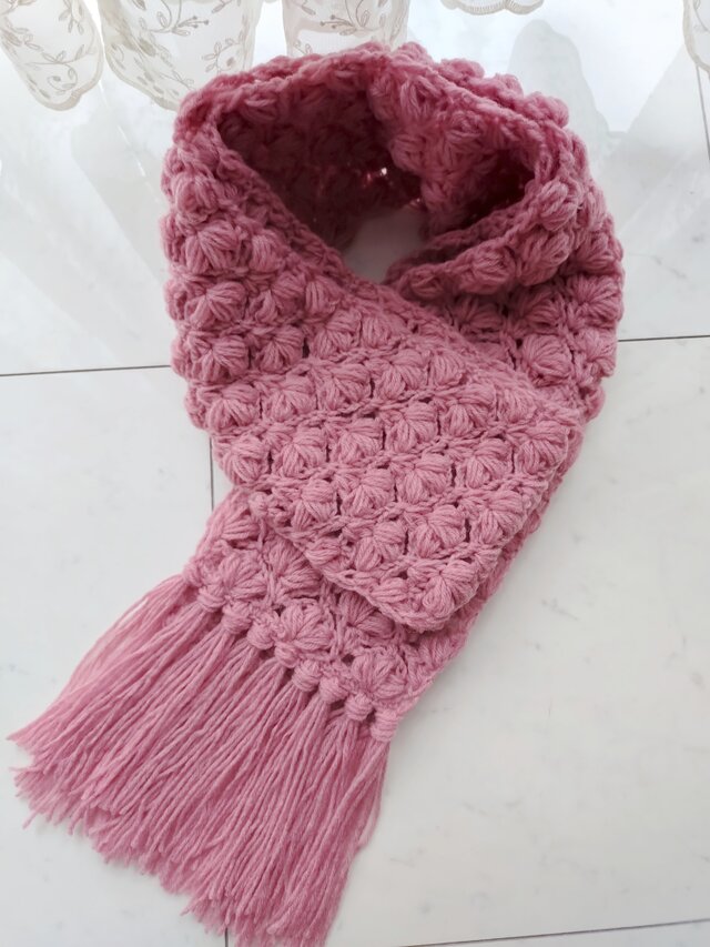 【今年の新色】マフラー ぷっくり 玉編み 柄 模様 ピンク フリンジ 手編み 編み物 編み