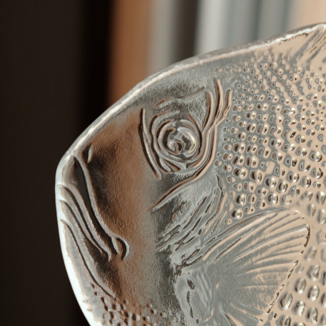 海の幸を盛り付けたくなる◇魚の形状。クリスタルガラス変形皿 クリア